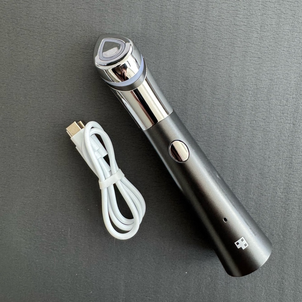 Medicube Age-R Booster Device